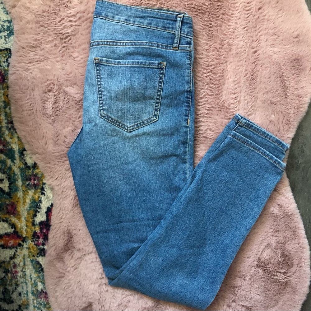Old navy Super skinny Mid rise jeans size 8
